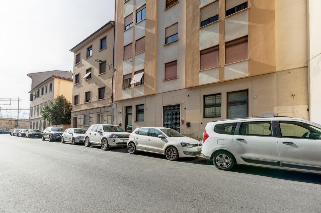 Khione Apartment By Mamo Florencia Exterior foto